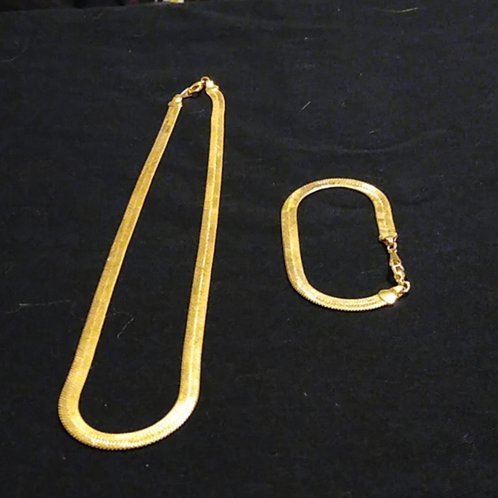 Gold Color Necklace And Braclet Herringbone